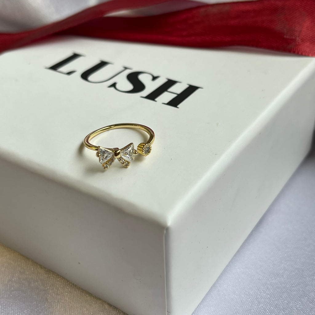 Bella Bow Ring