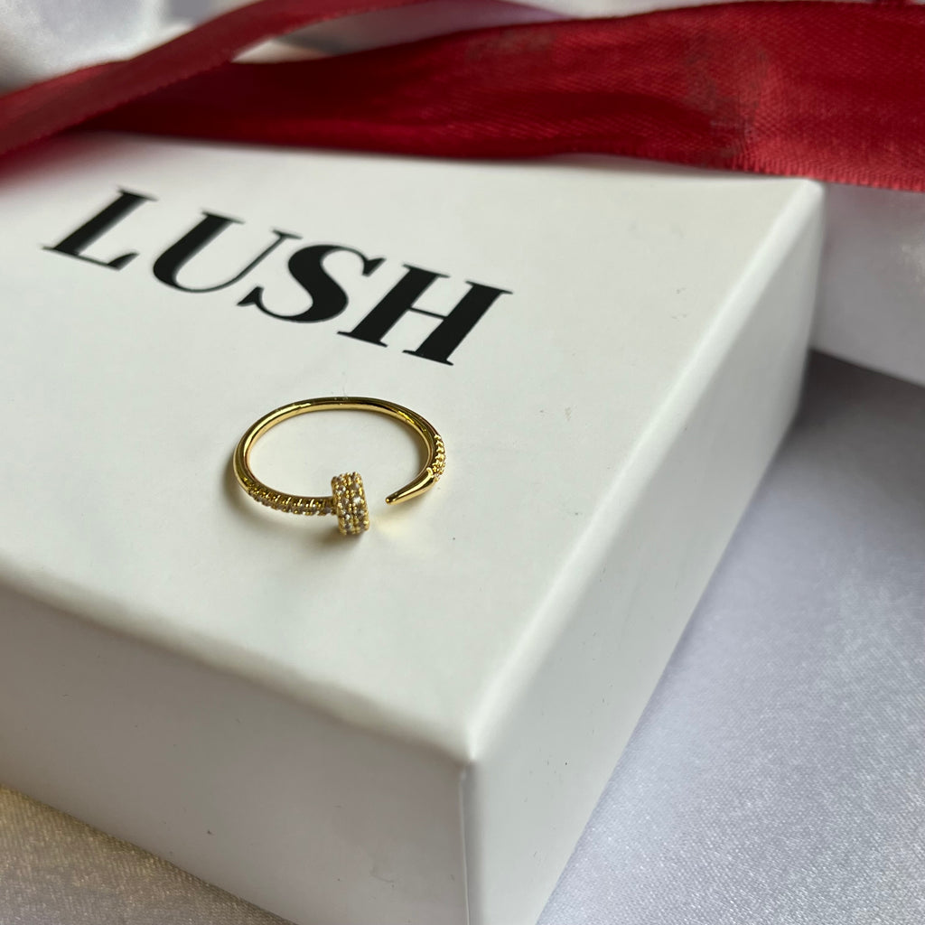 Luxe Nail Wrap Ring