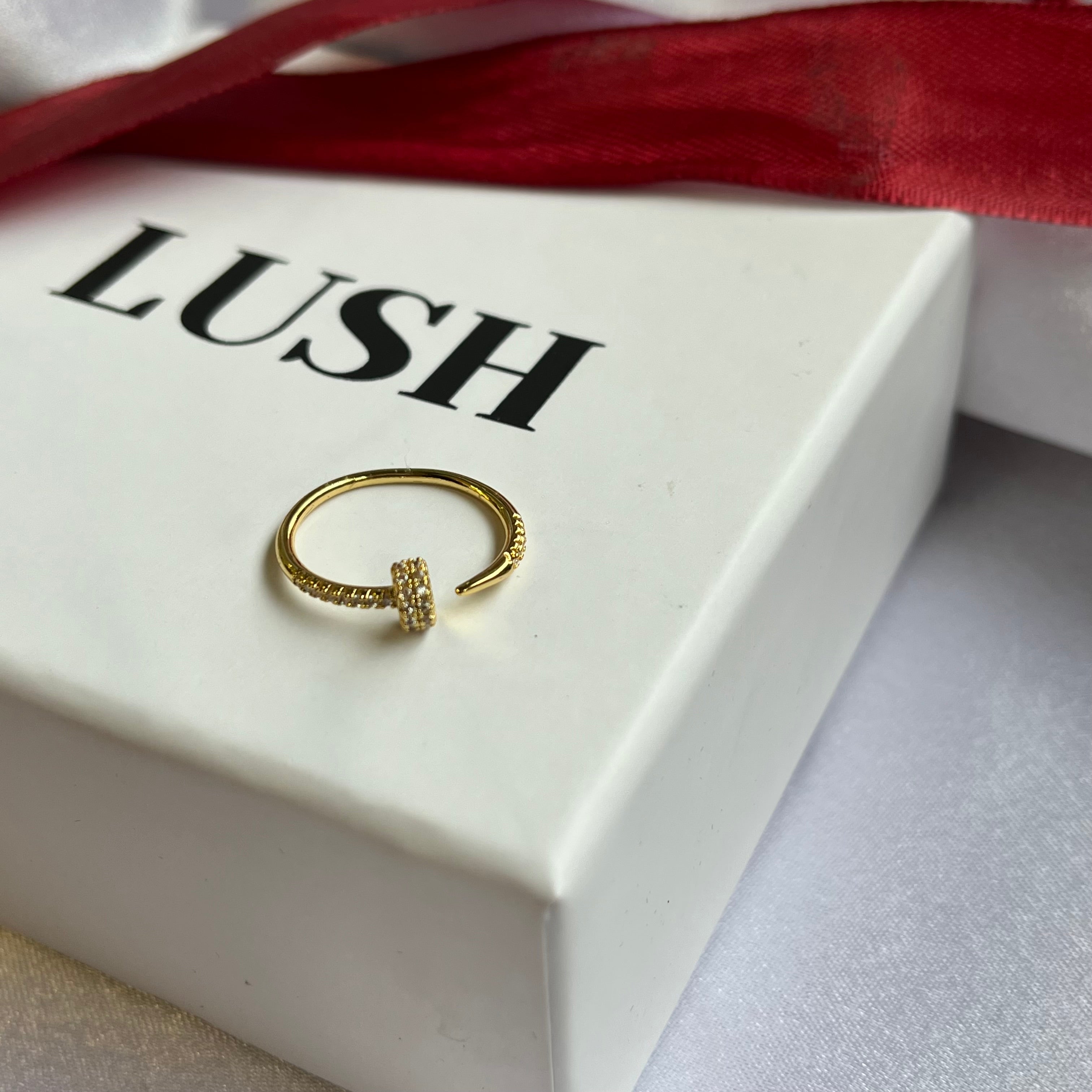 Luxe Nail Wrap Ring