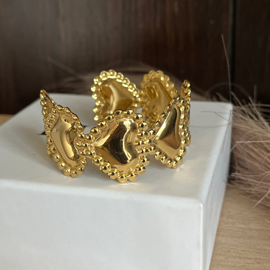 Vintage Sculpted Cuff Bracelet Standard Size