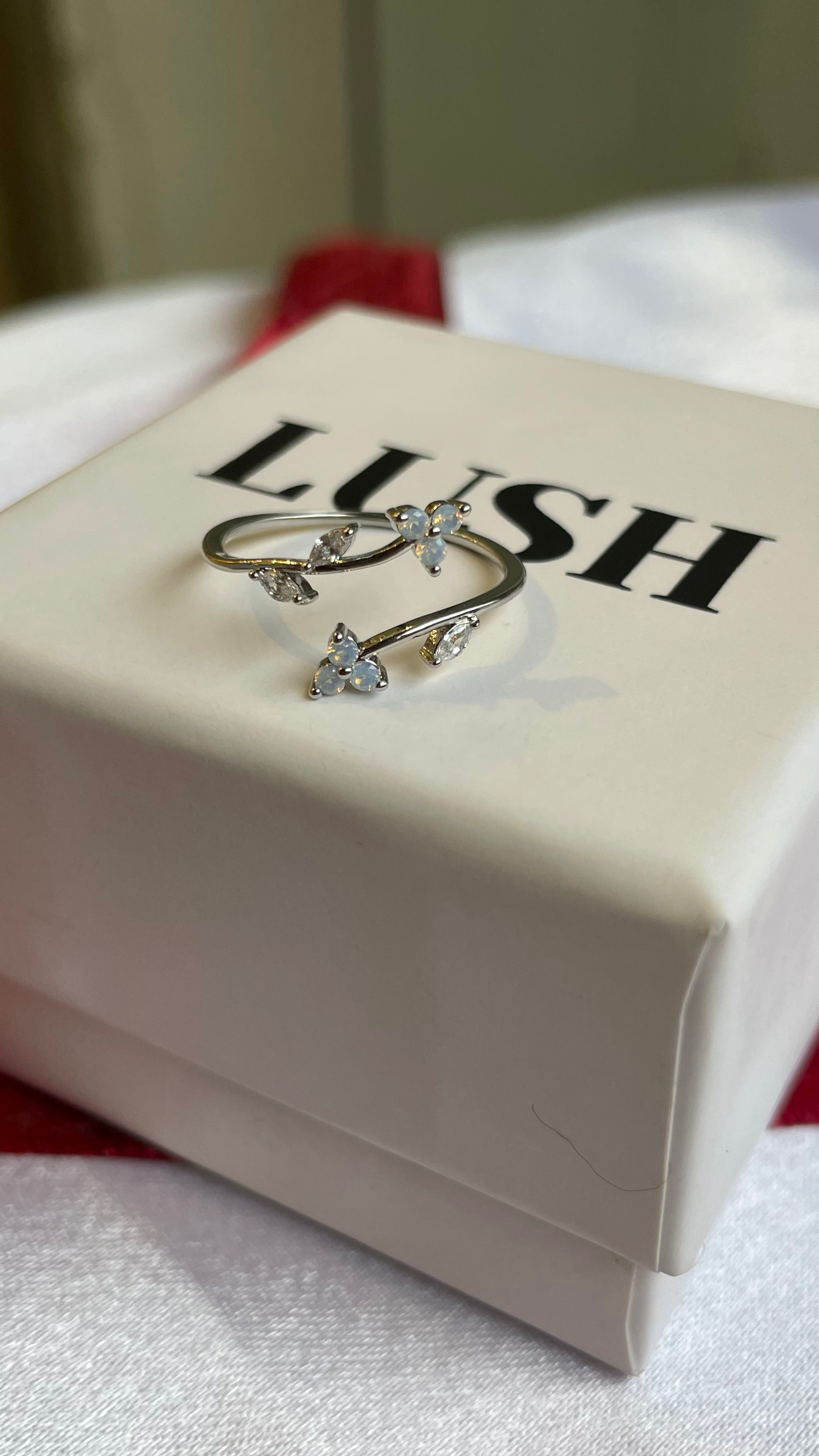 Flower ring