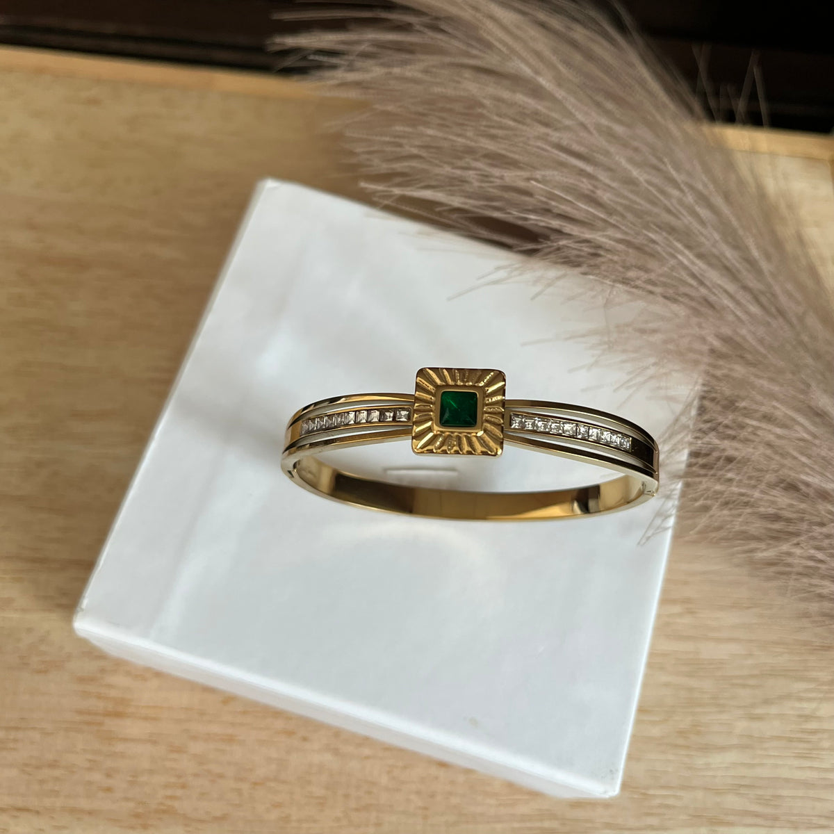 Emerald Radiance Cuff Bracelet |Standard Size