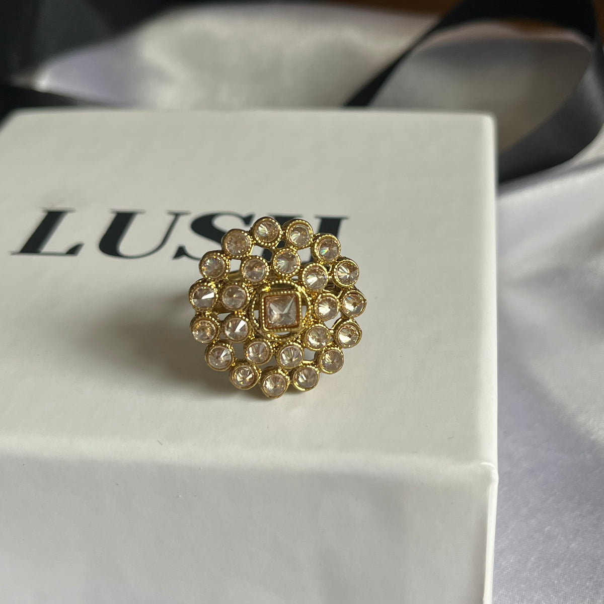 Noor Bloom Ring