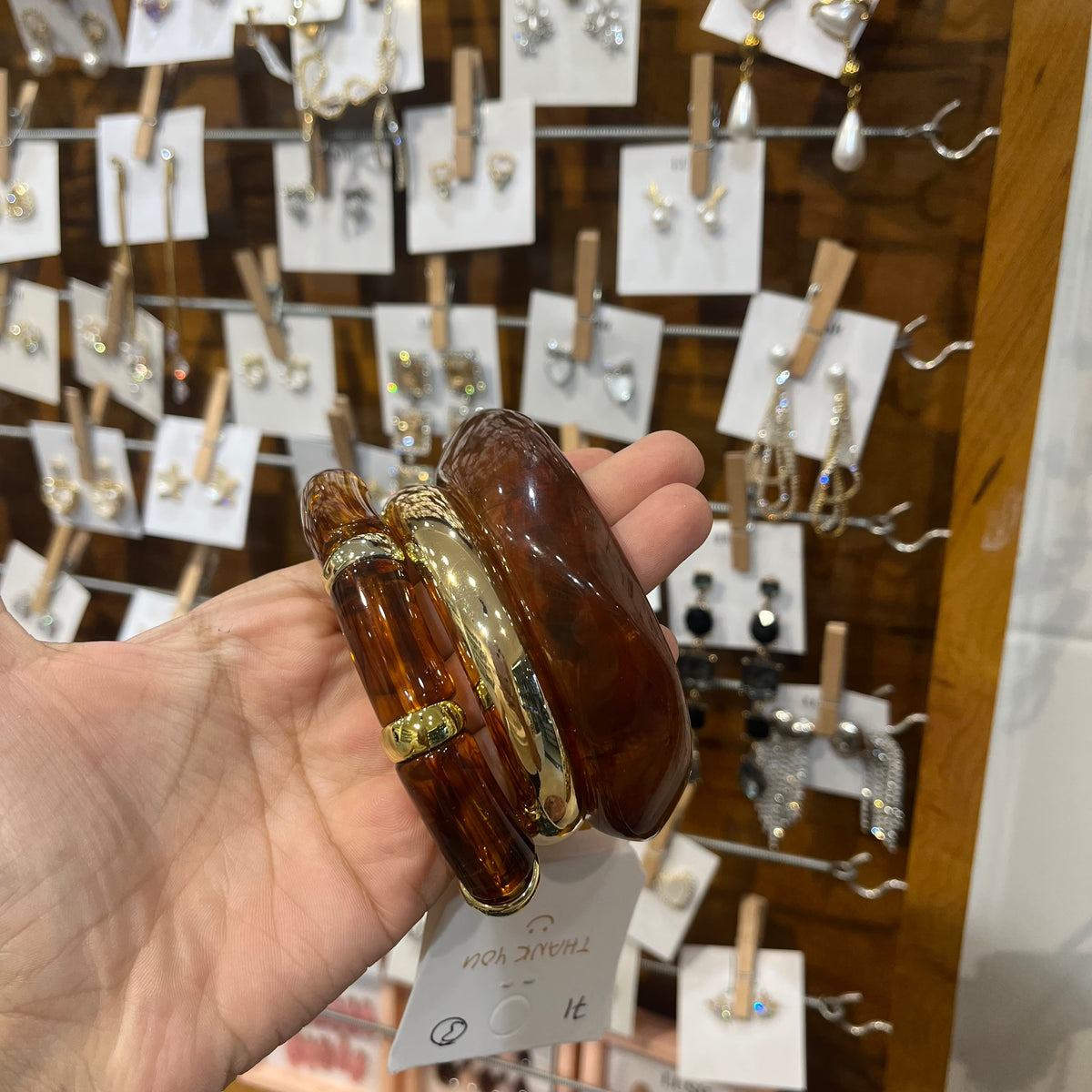 Hand stacks 61-72