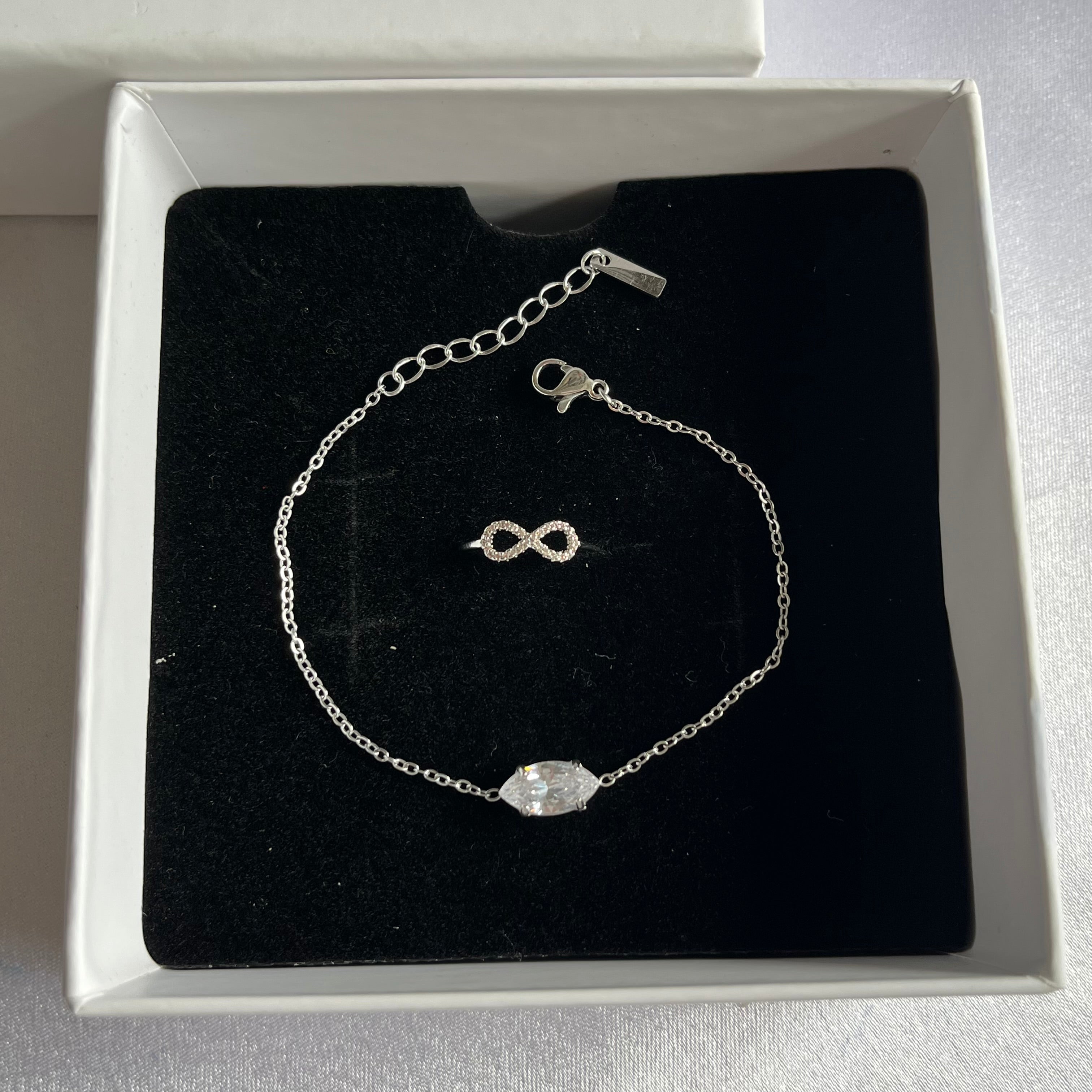 Infinity Love