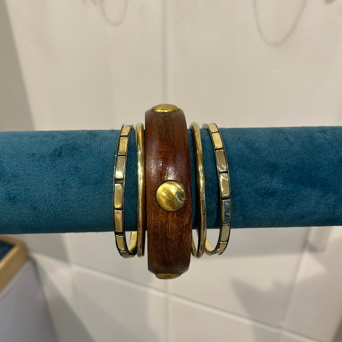 Hand stack 58