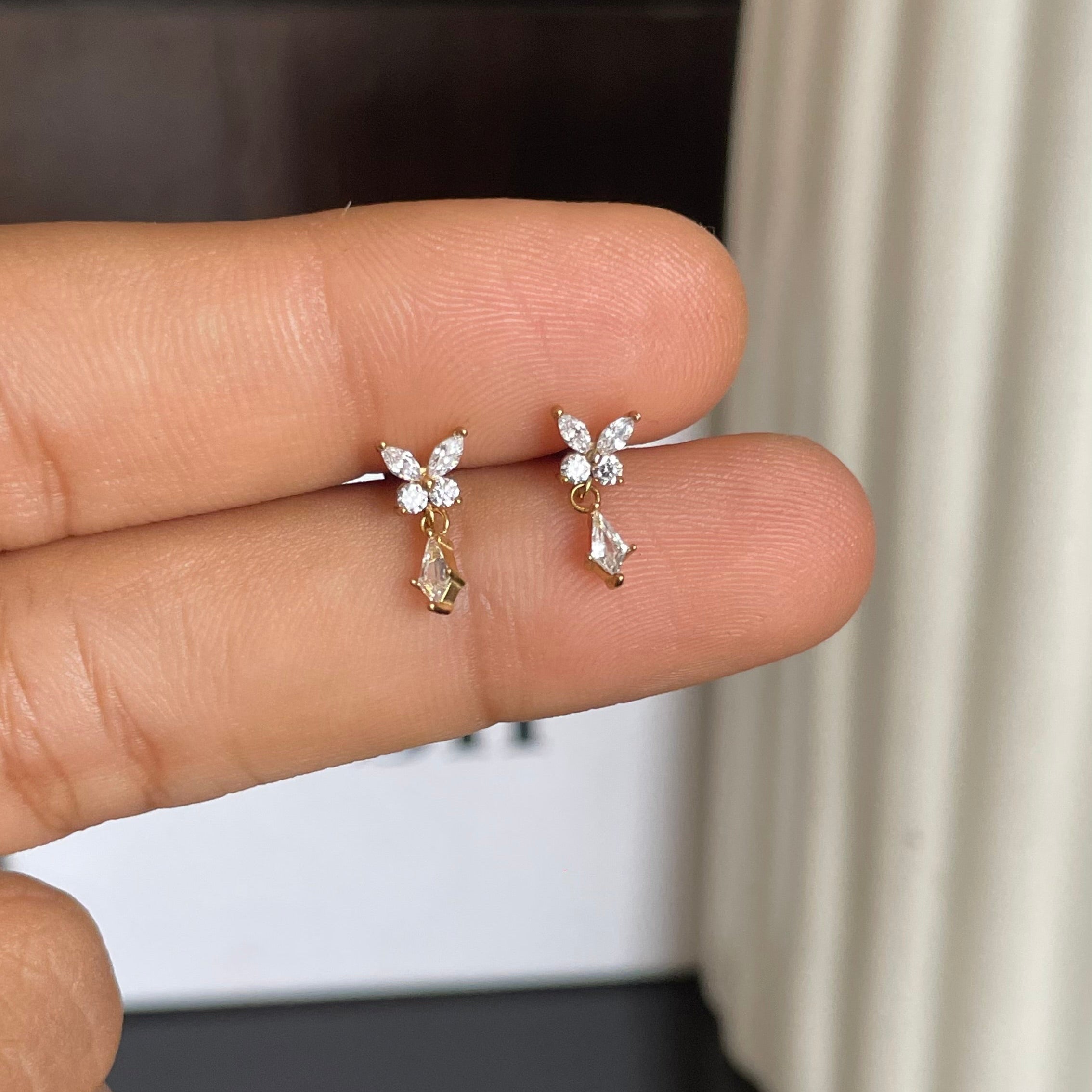Flutter Grace Studs