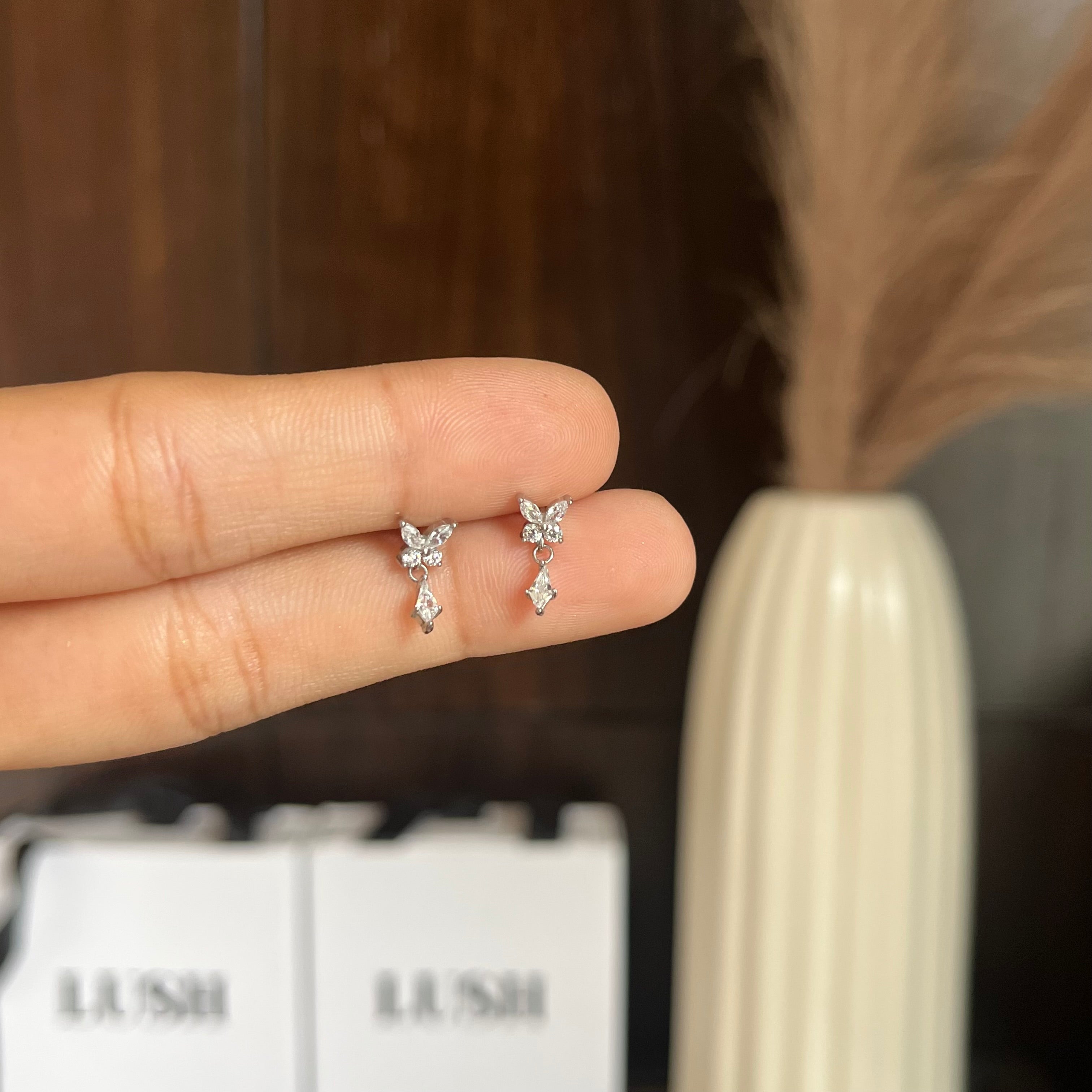 Flutter Drop Silver Studs (flat back)