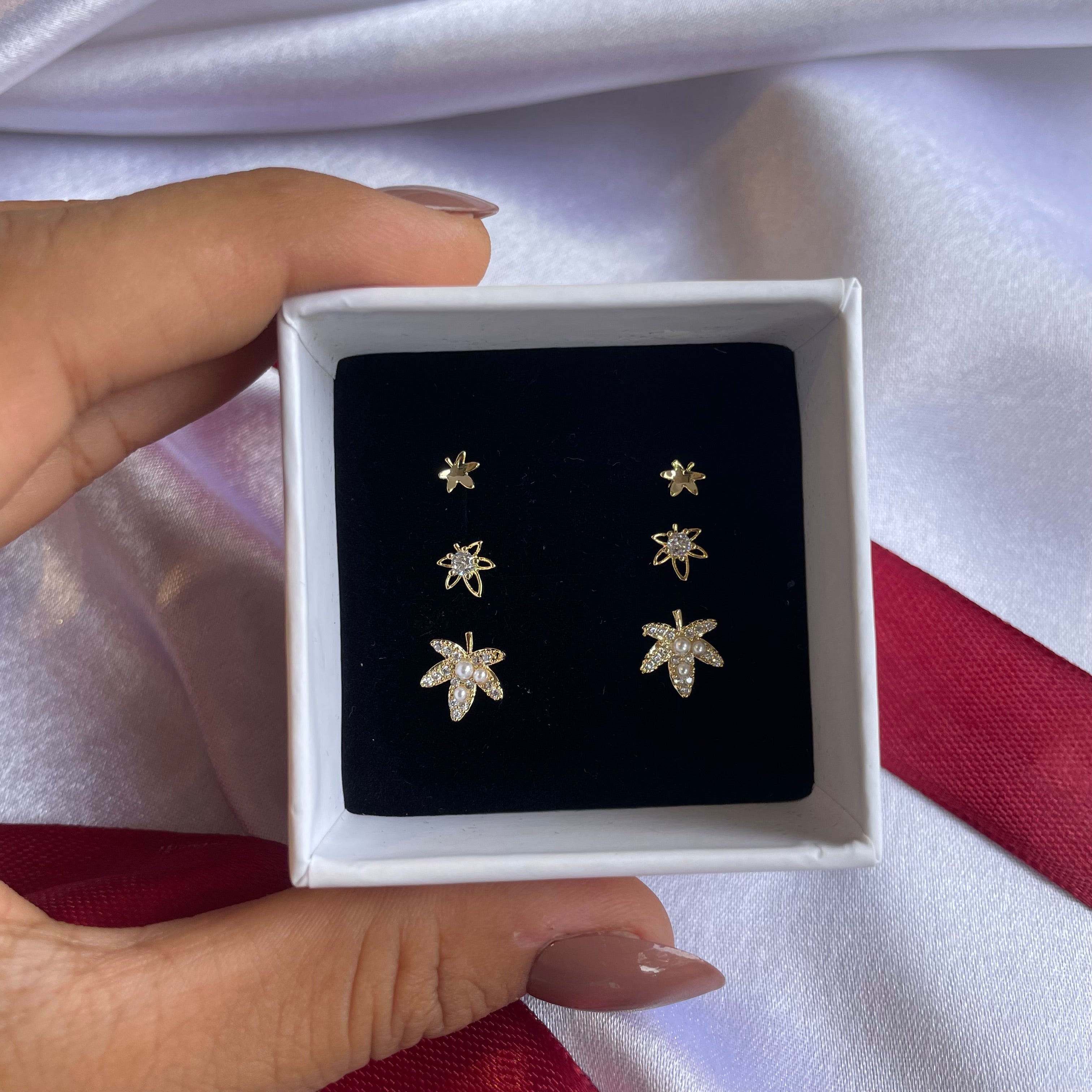 Bloom earrings set