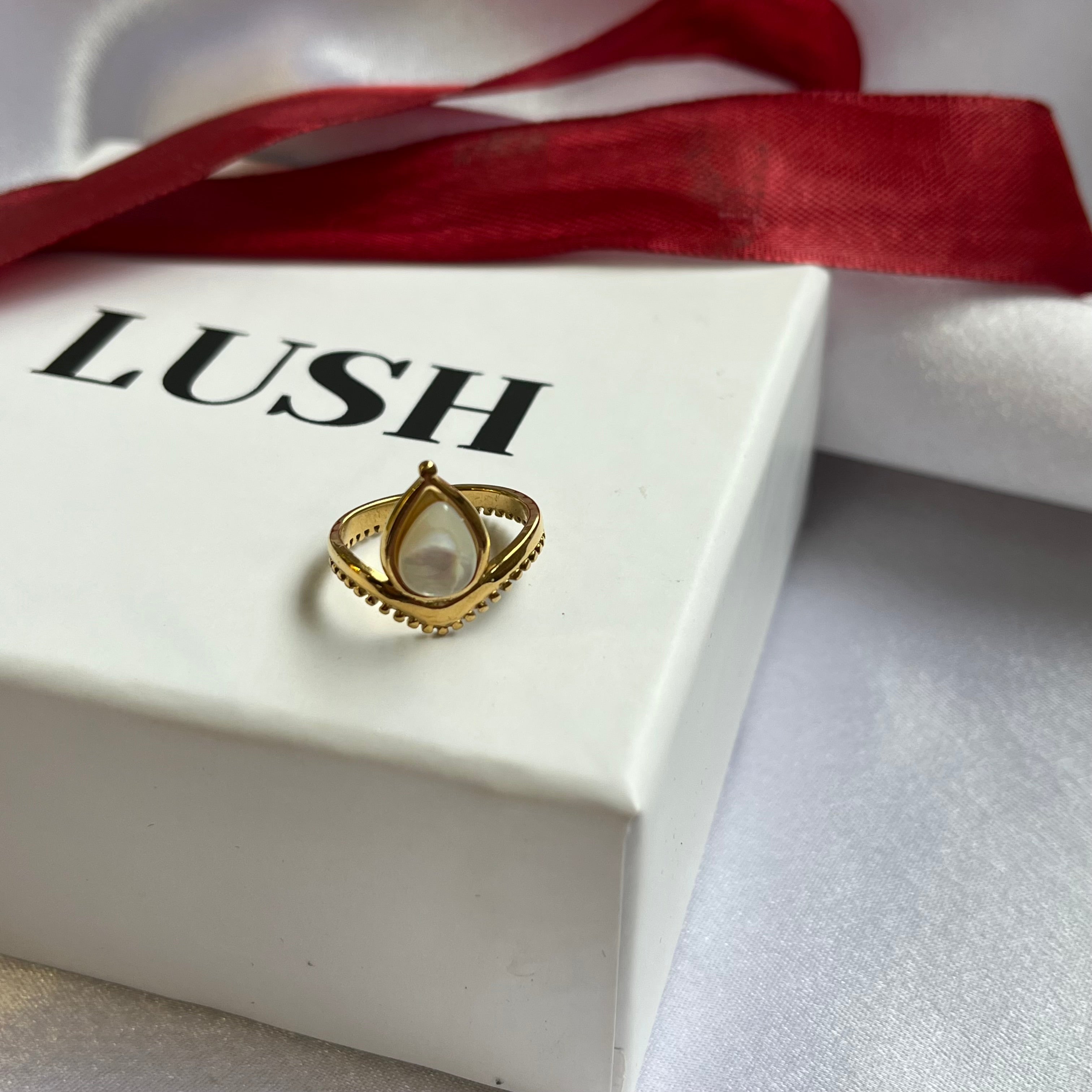 Pearl Dew Ring