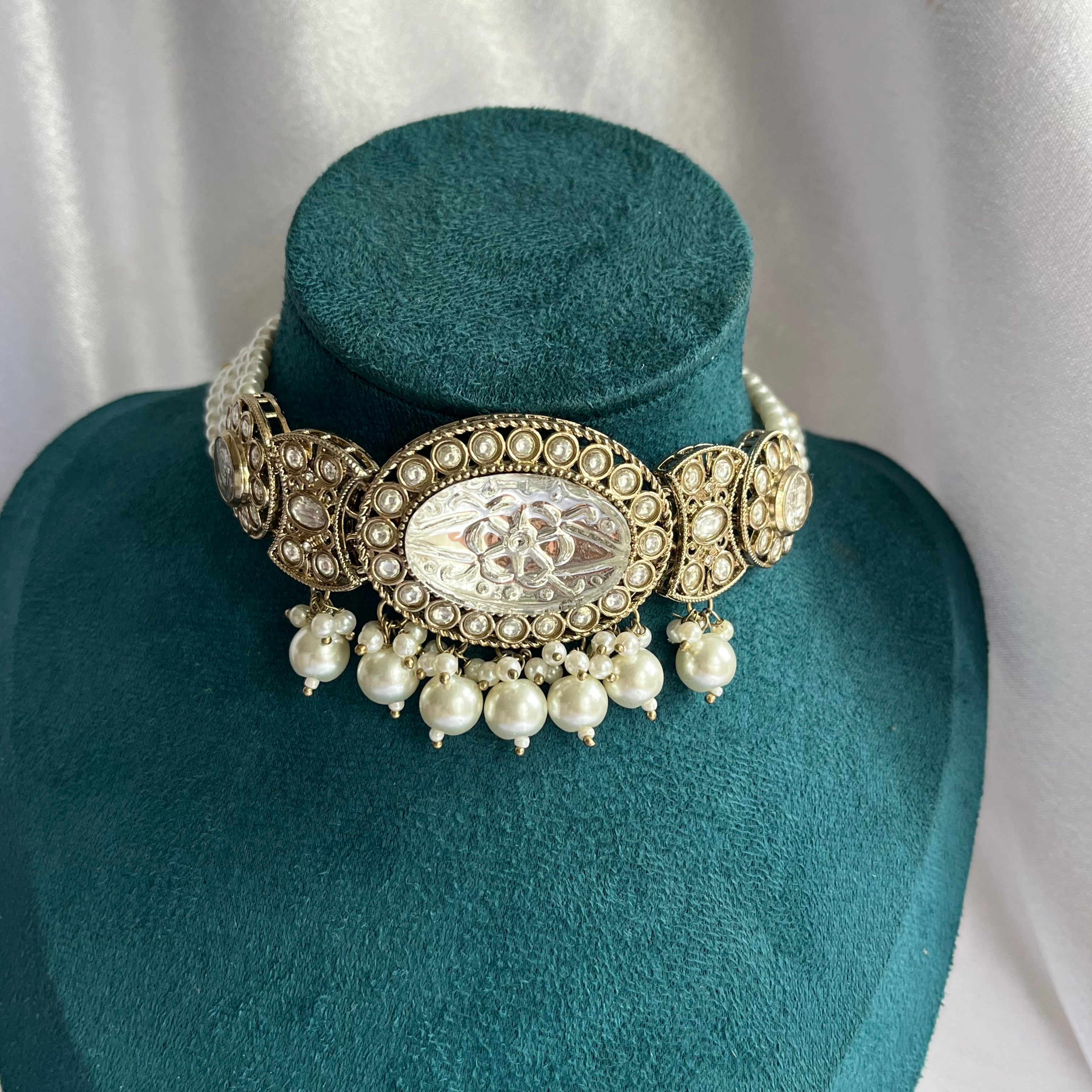 Heritage Pearl Choker Set