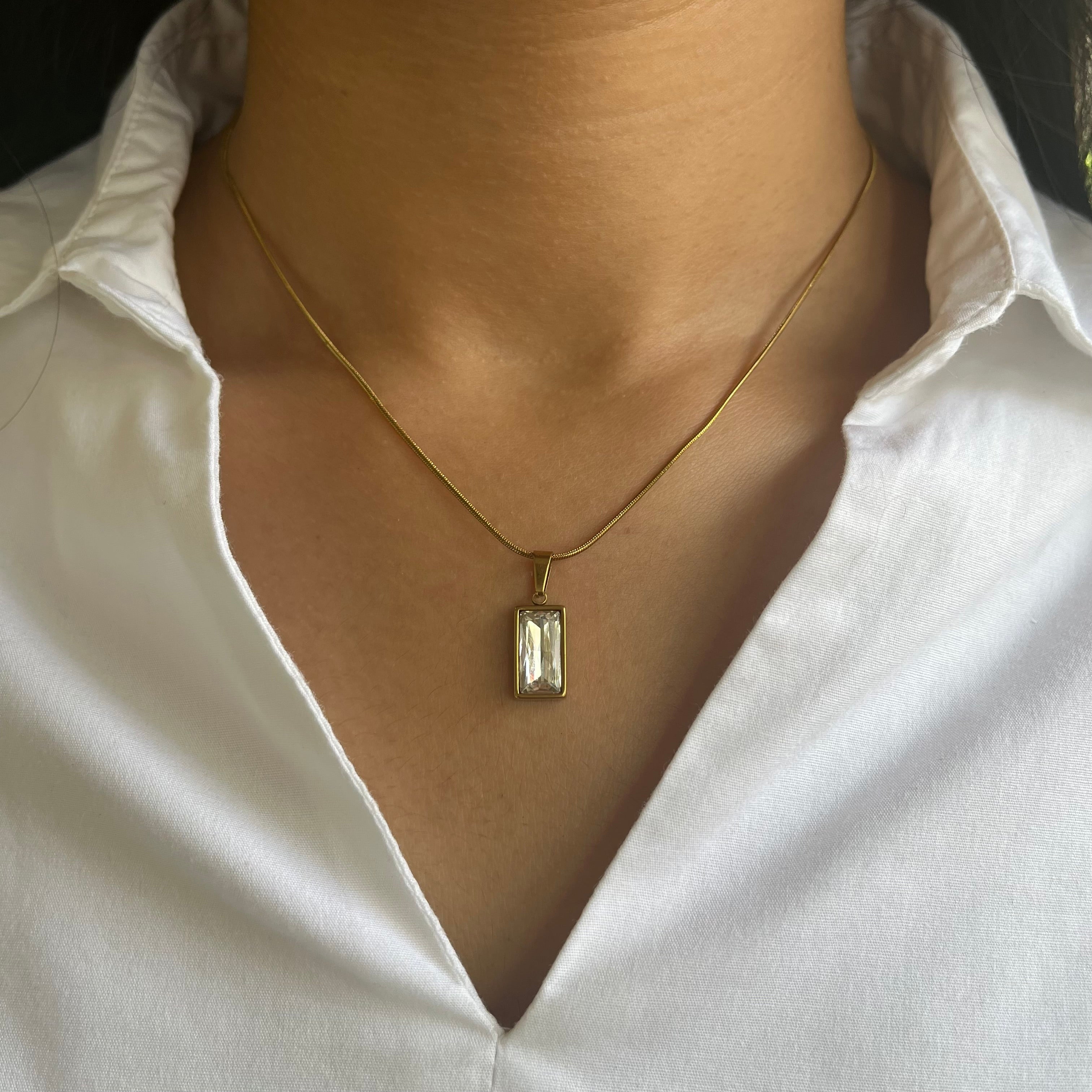Nova Baguette Necklace