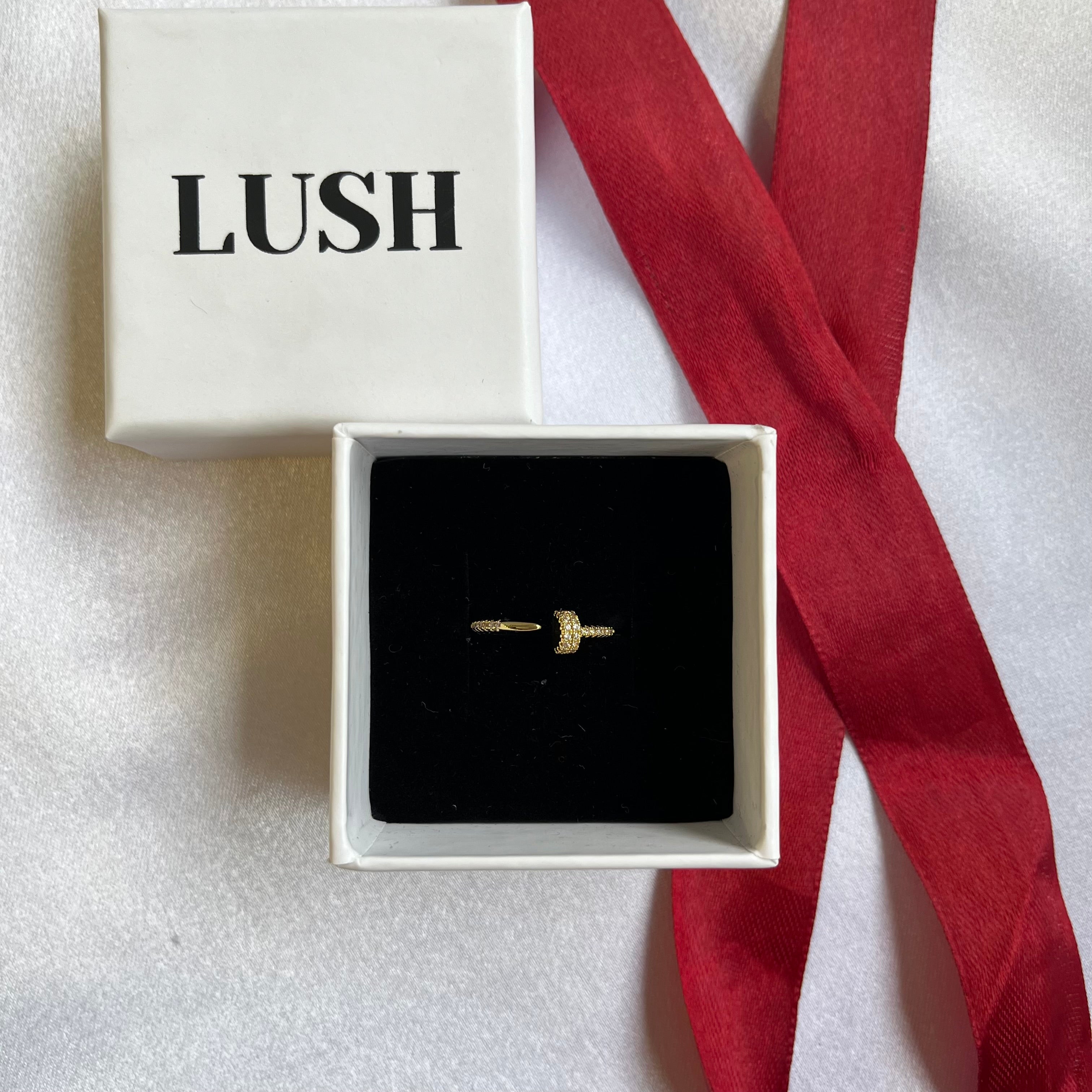 Luxe Nail Wrap Ring