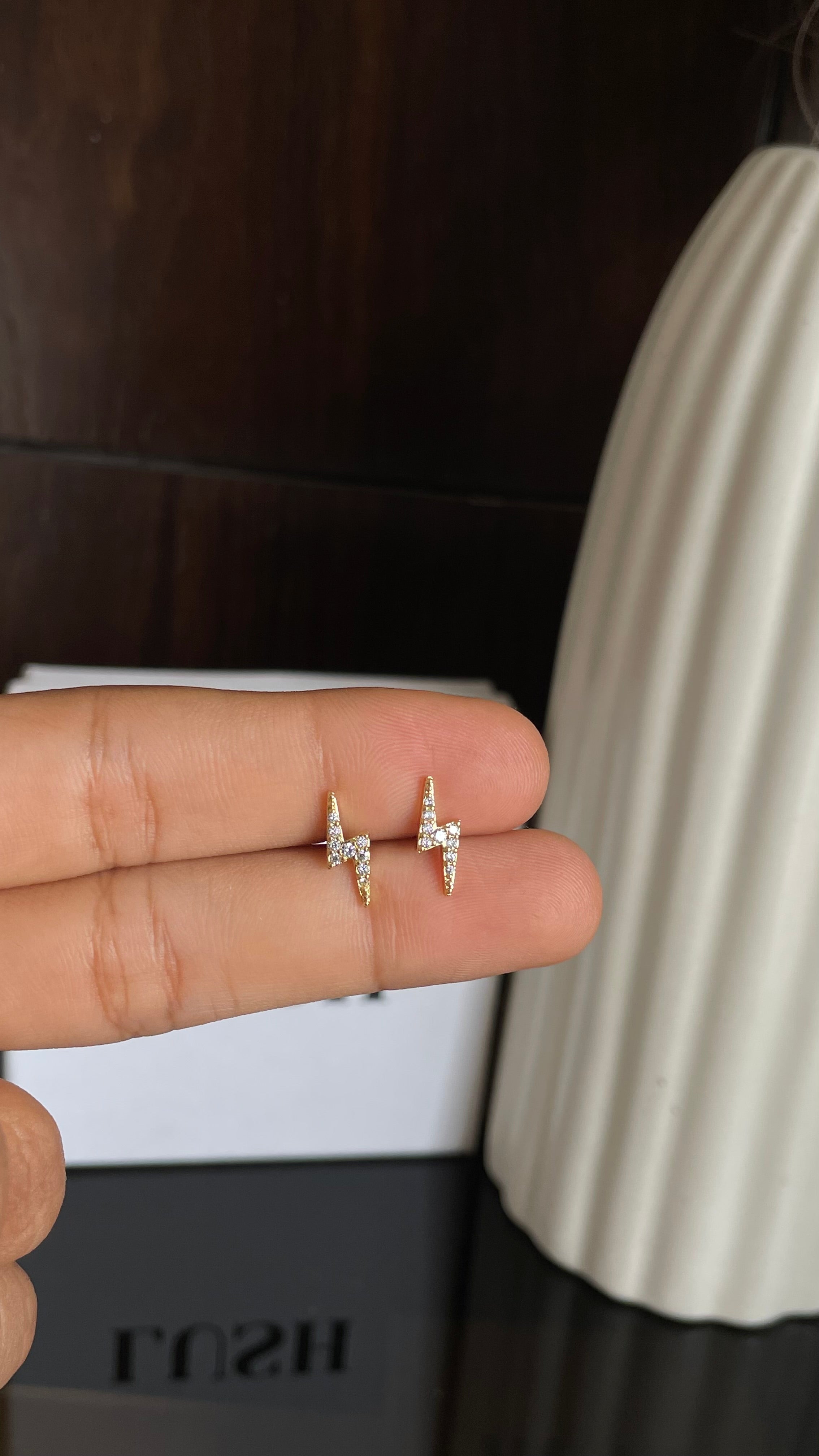 Lightning Spark Studs (ball back)