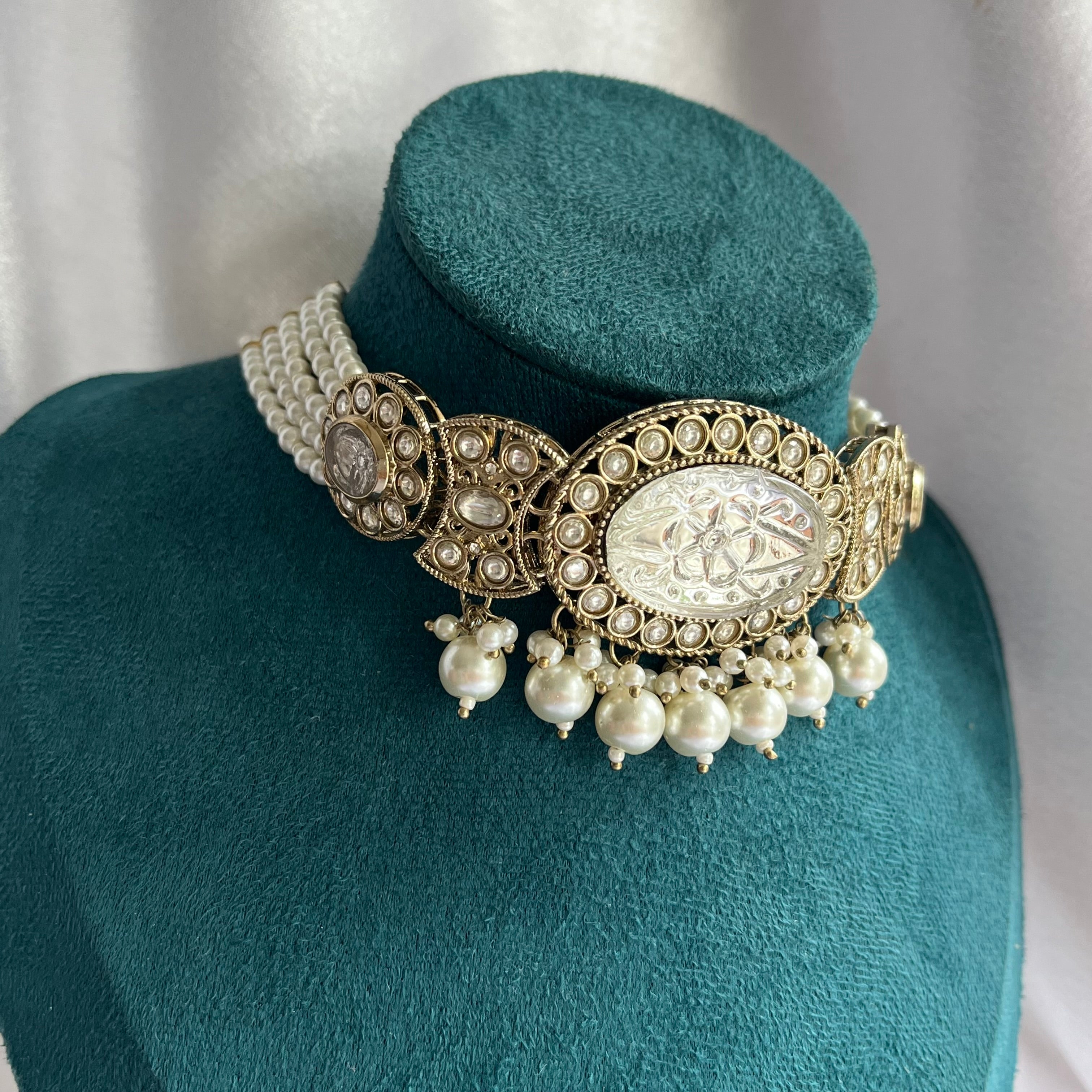 Heritage Pearl Choker Set
