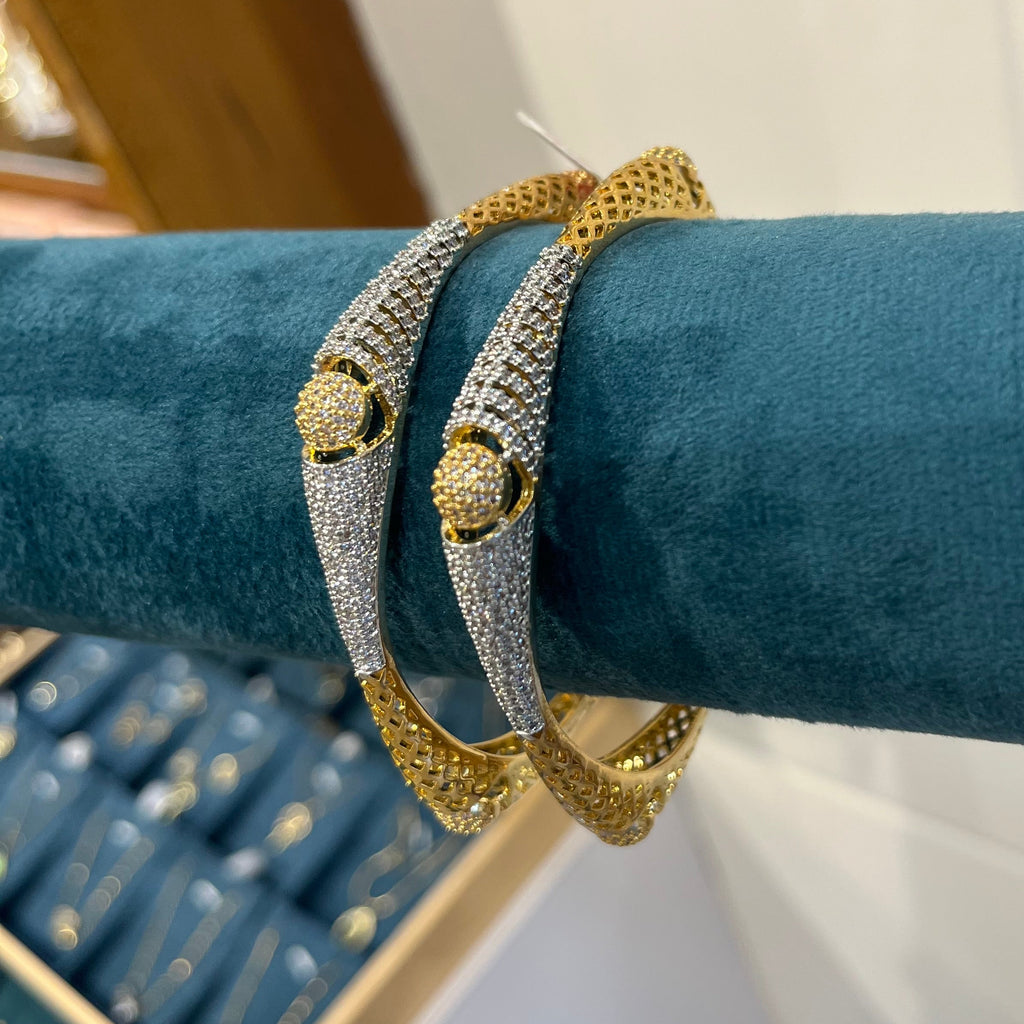 Ad bangles