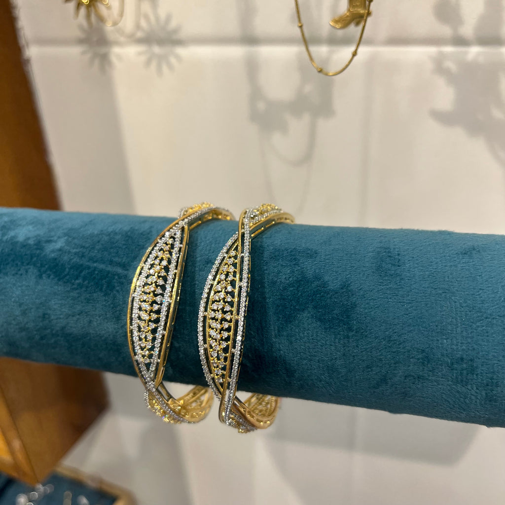 Ad bangles