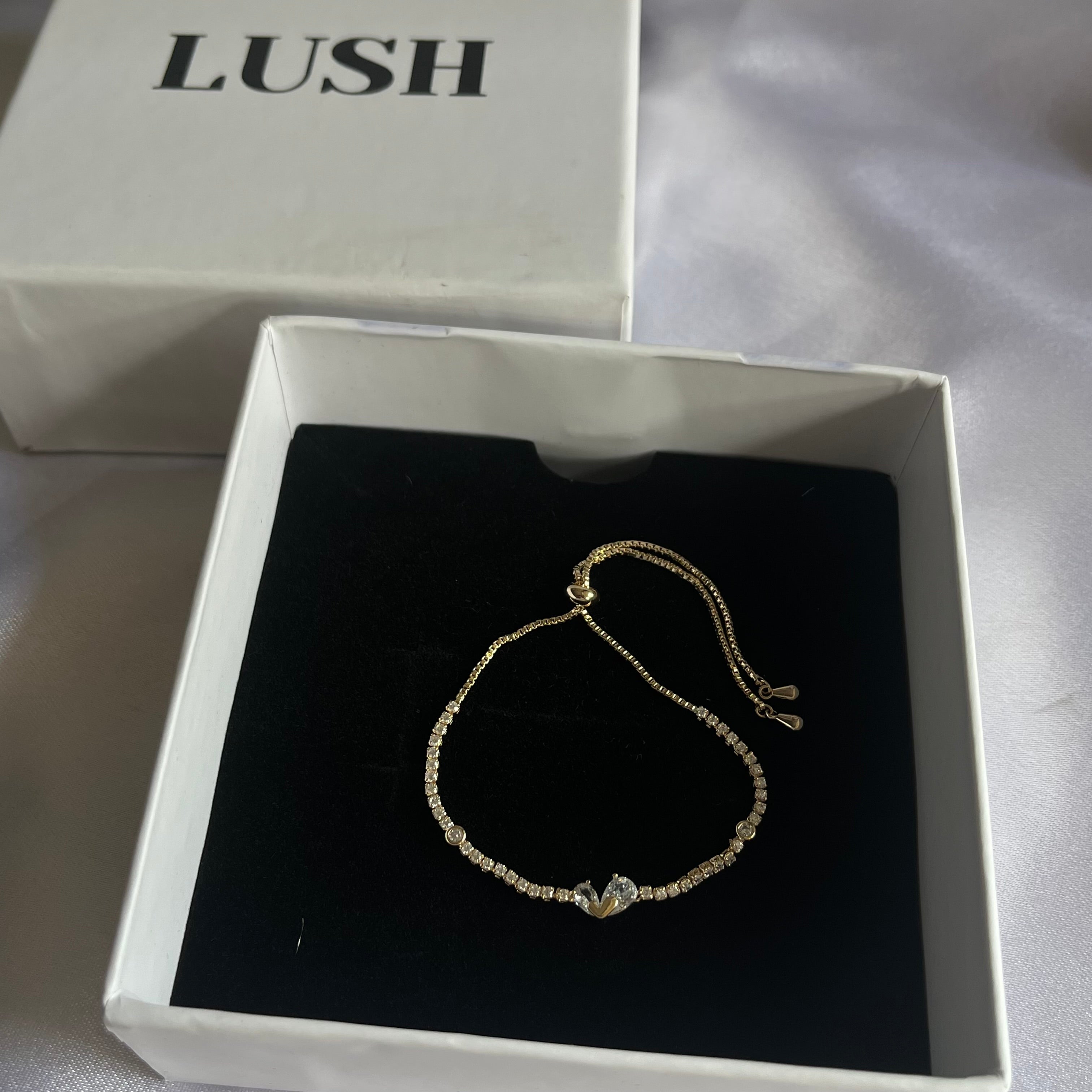 Bracelet