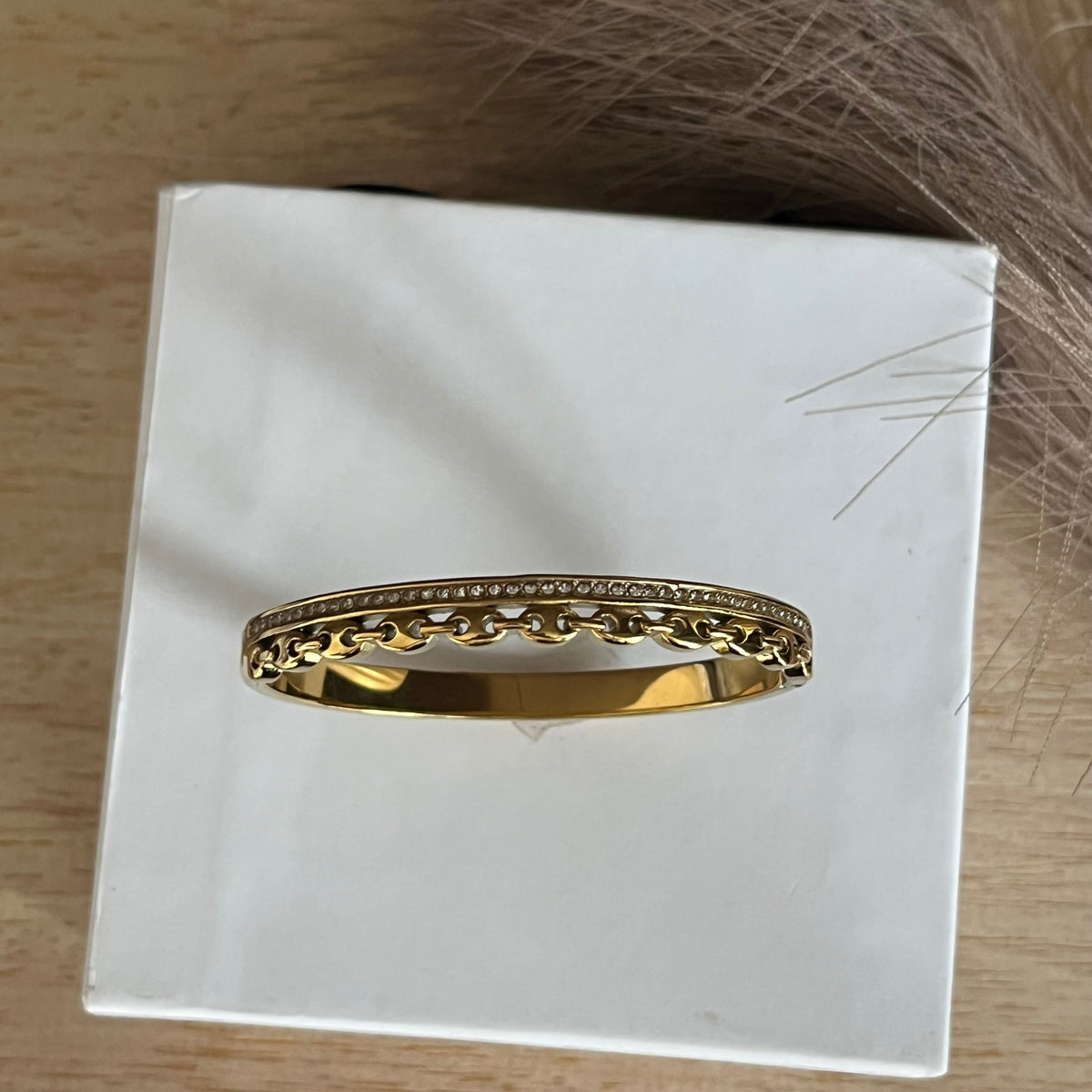 Gold-Tone Crystal Link Bracelet|Standard Size