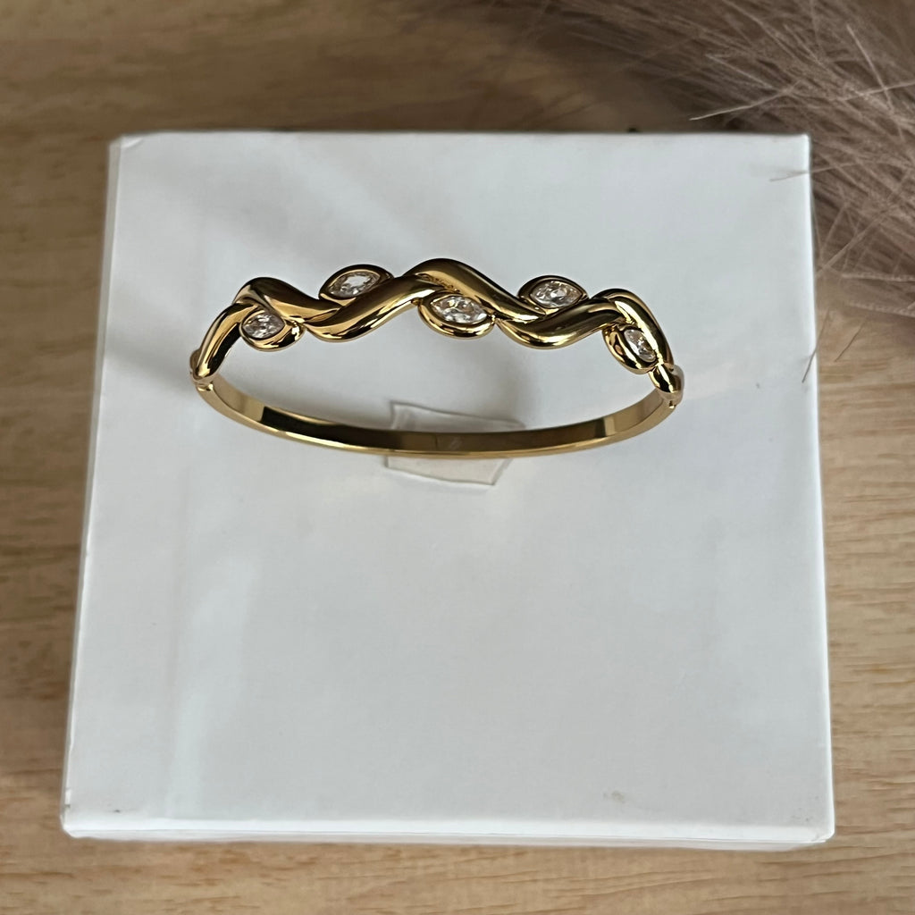 Twisted Elegance Bracelet|Standard Size