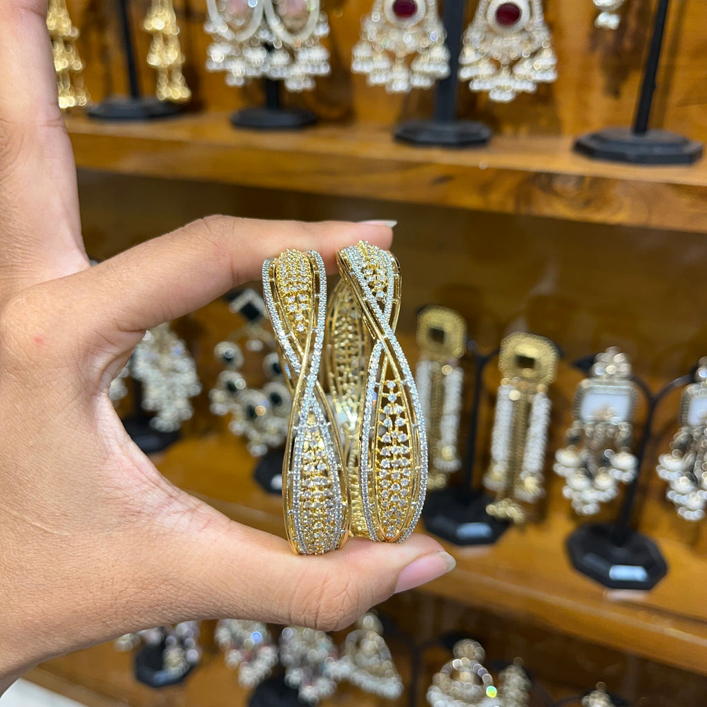 Ad bangles