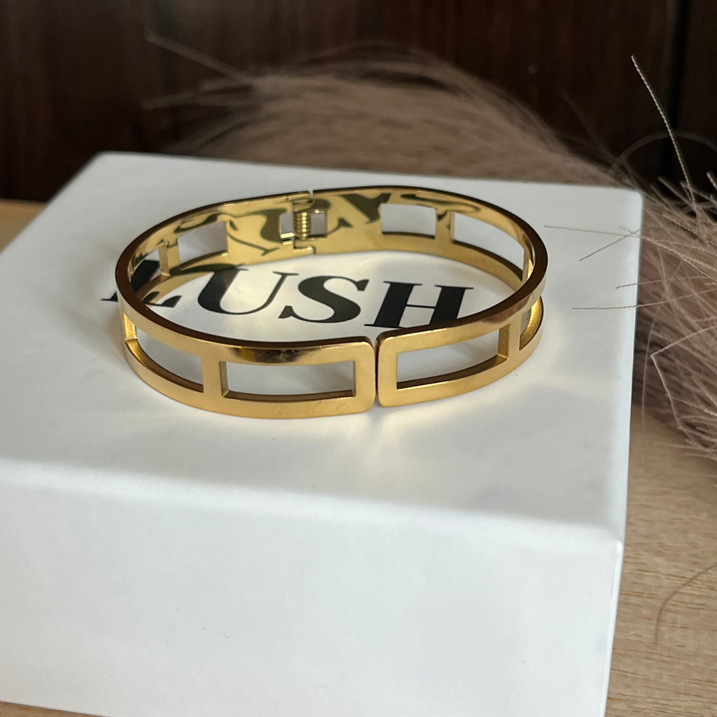 Geometric Luxe Cuff Bracelet |Standard Size