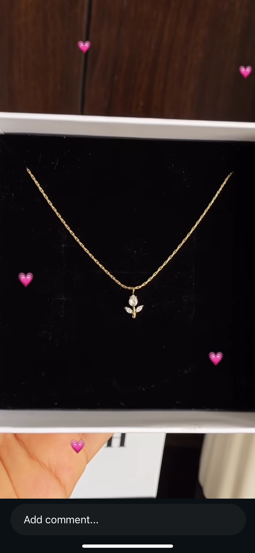 Tulip necklace