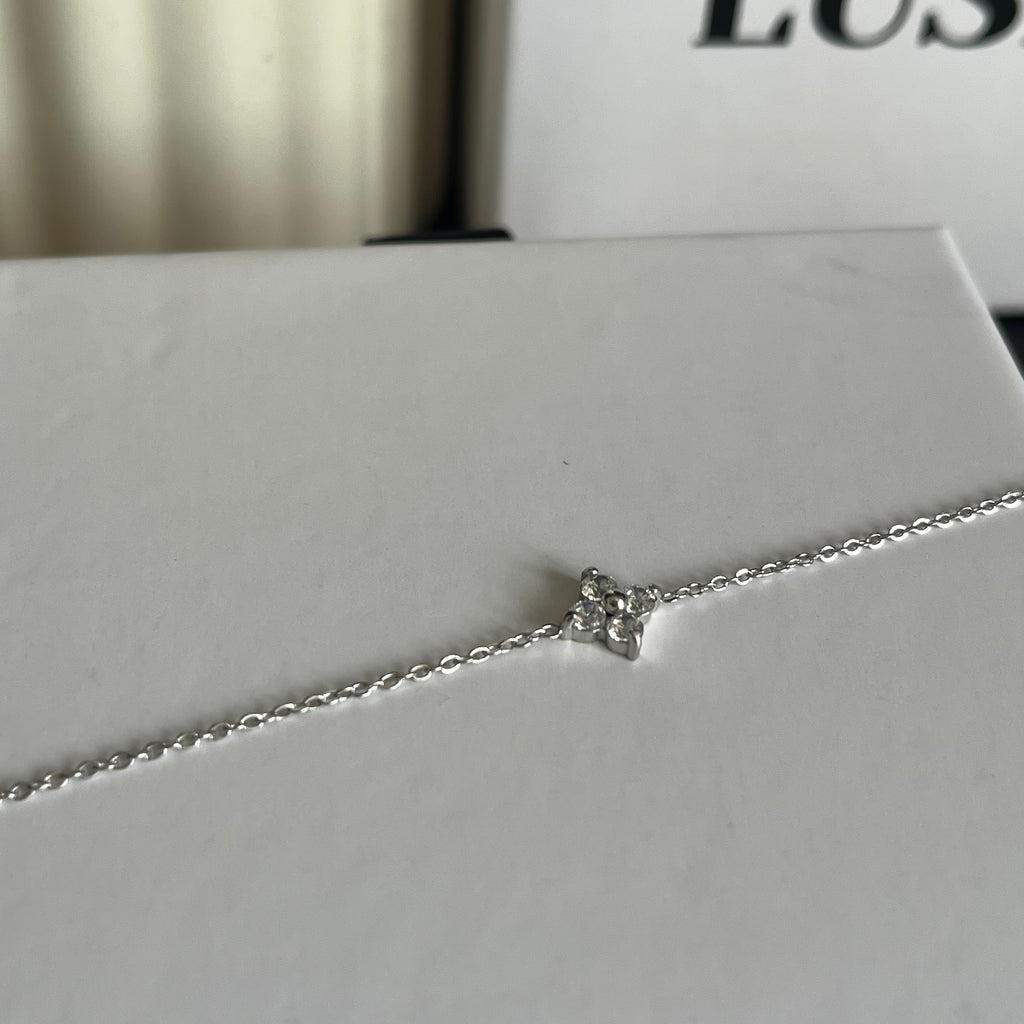 Crystal Clover Bracelet
