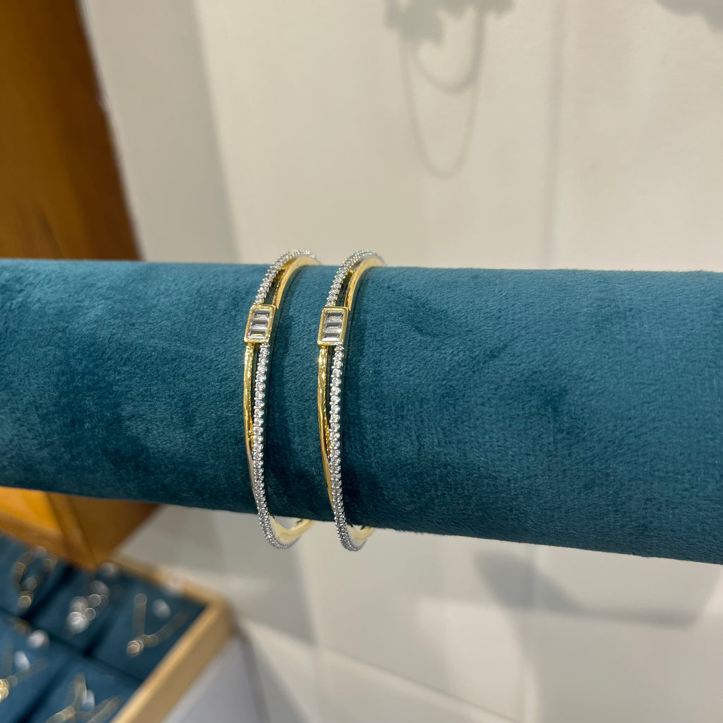 Ad bangles