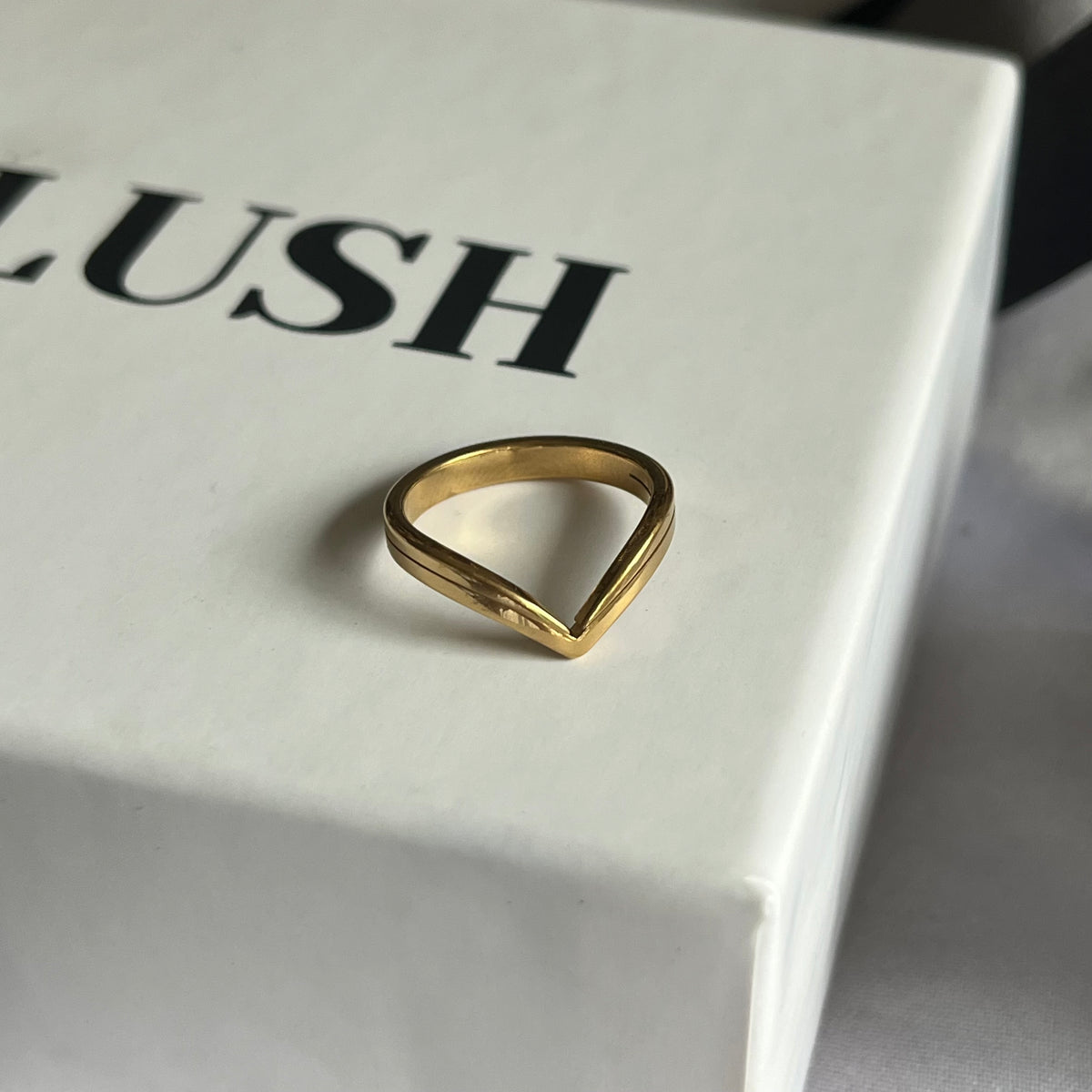 Essential V-Chevron Gold Ring