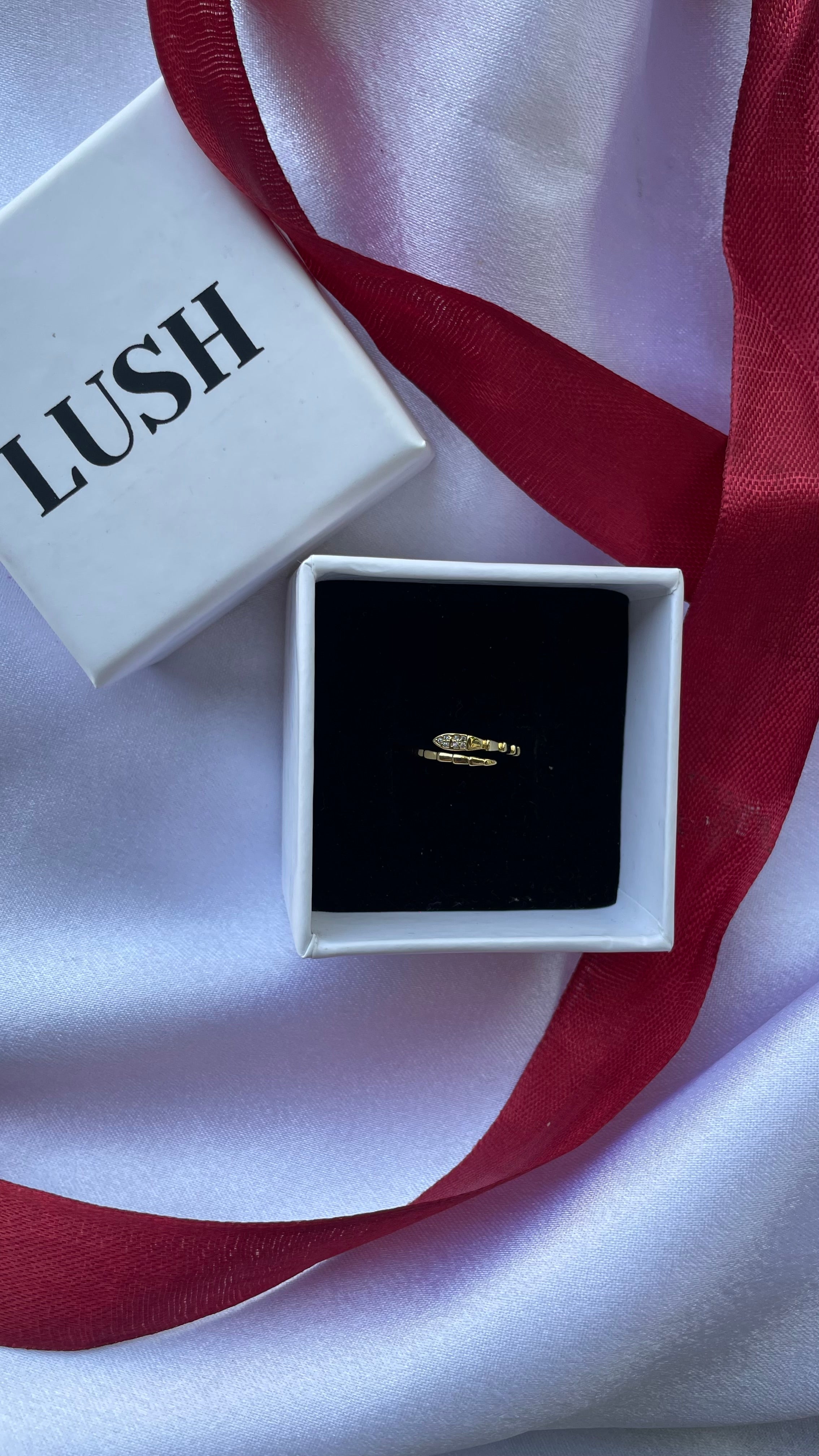 Luna Snake Ring