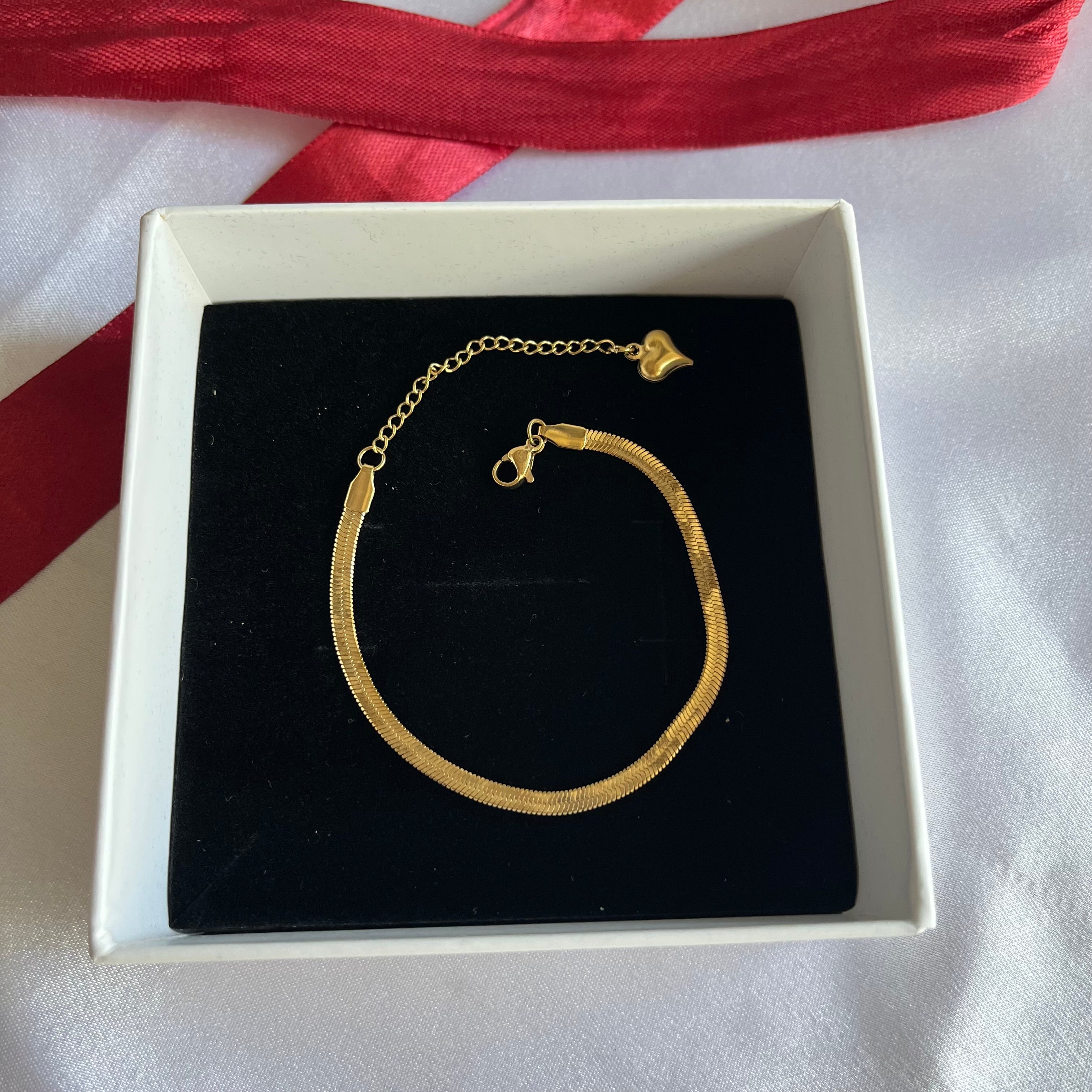 Snake chain bracelet