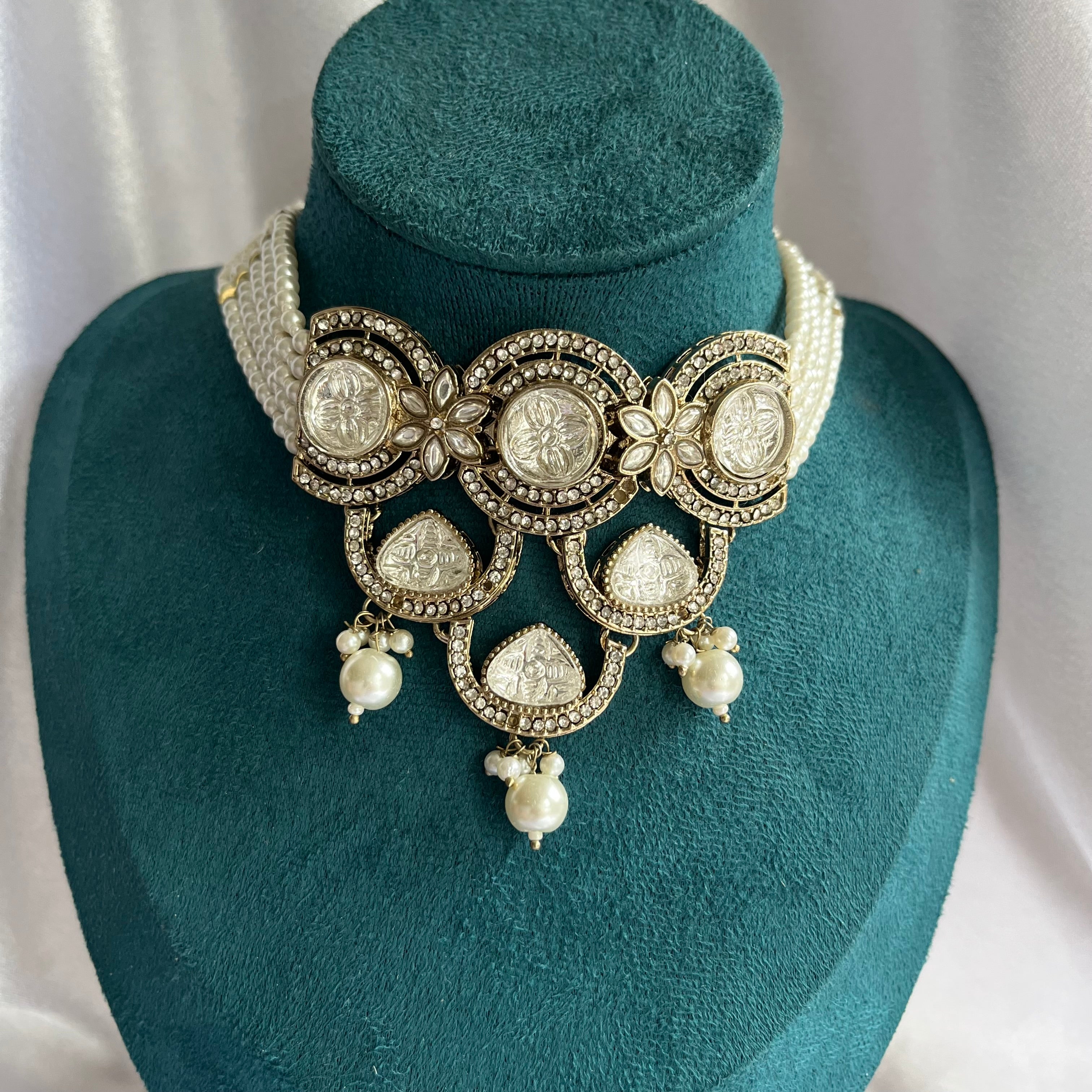 Vintage Floral Choker Set