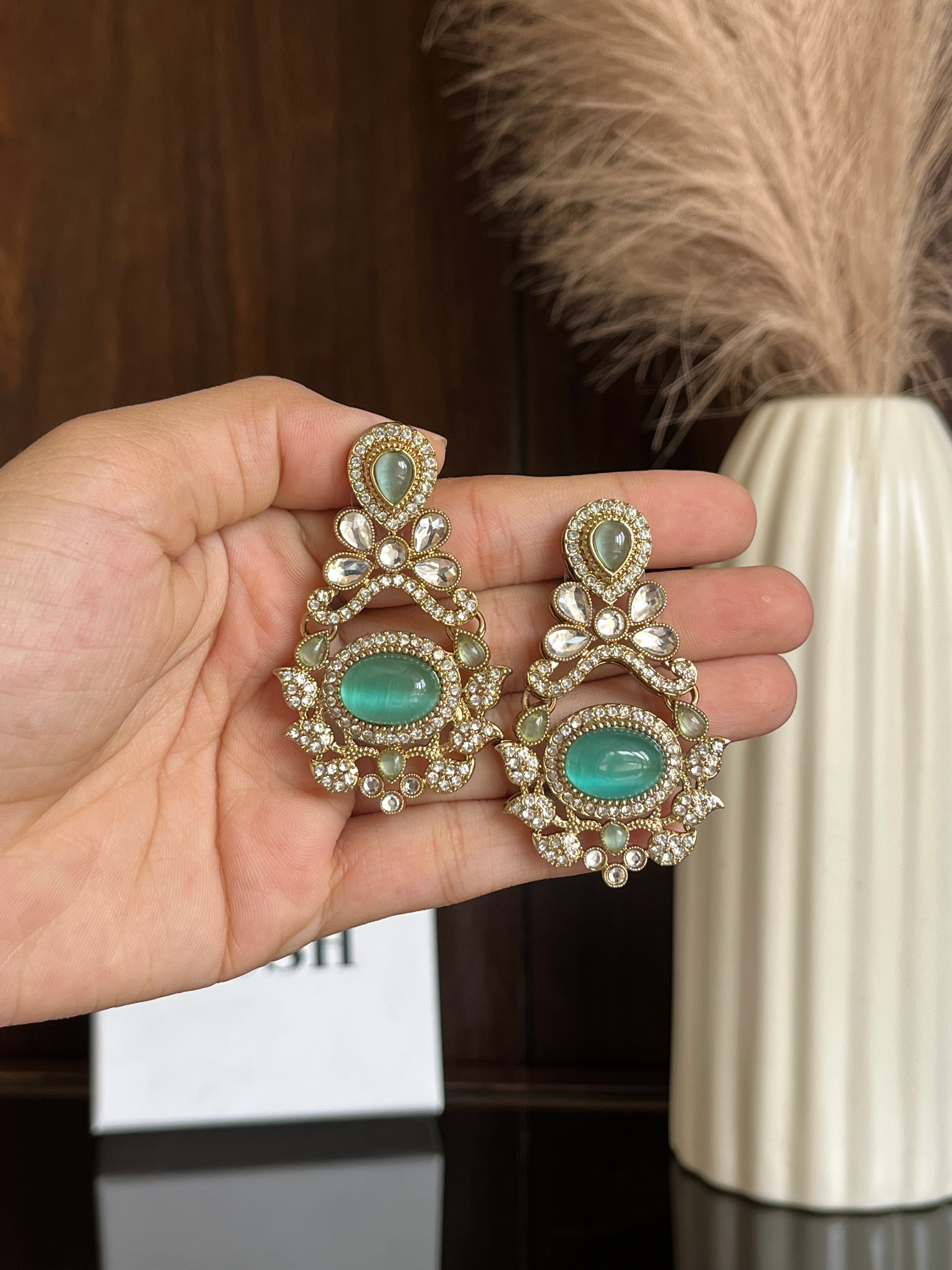 Aanya Kundan Drop Earrings